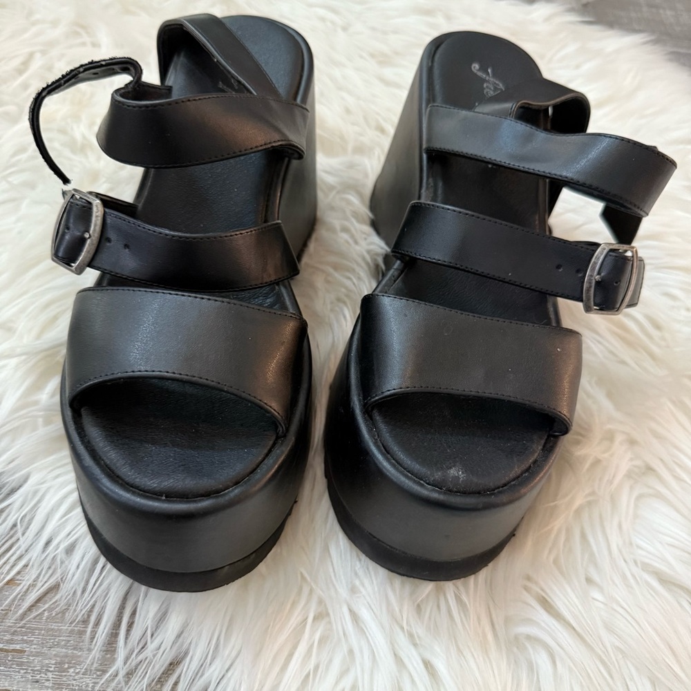 Free People Chelsea Strappy Platform Sandals - Picture 7 of 10